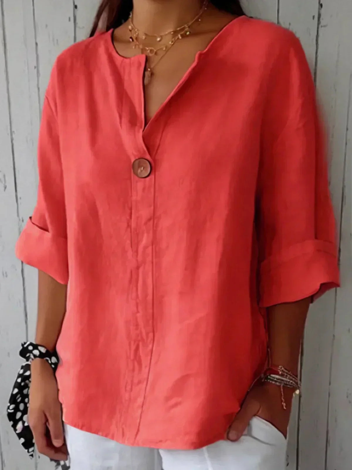 Yvonna | Chic Comfort Blouse
