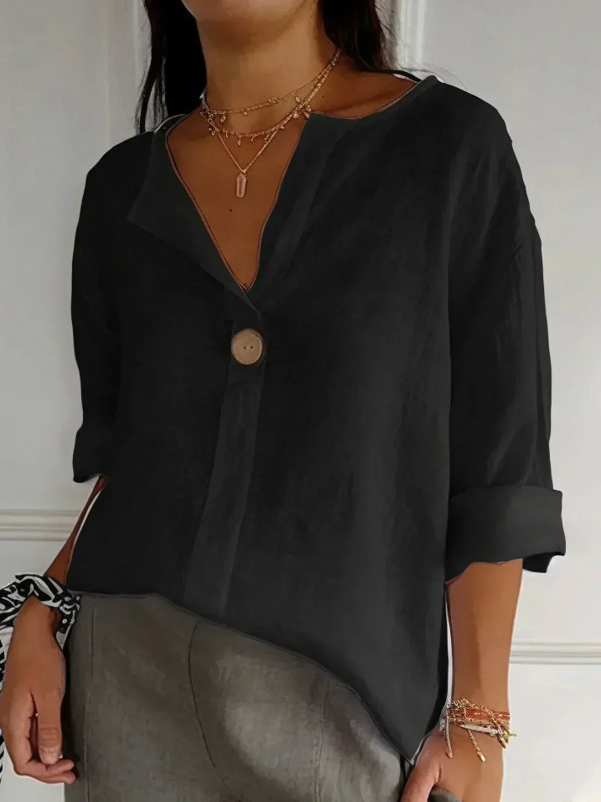 Yvonna | Chic Comfort Blouse