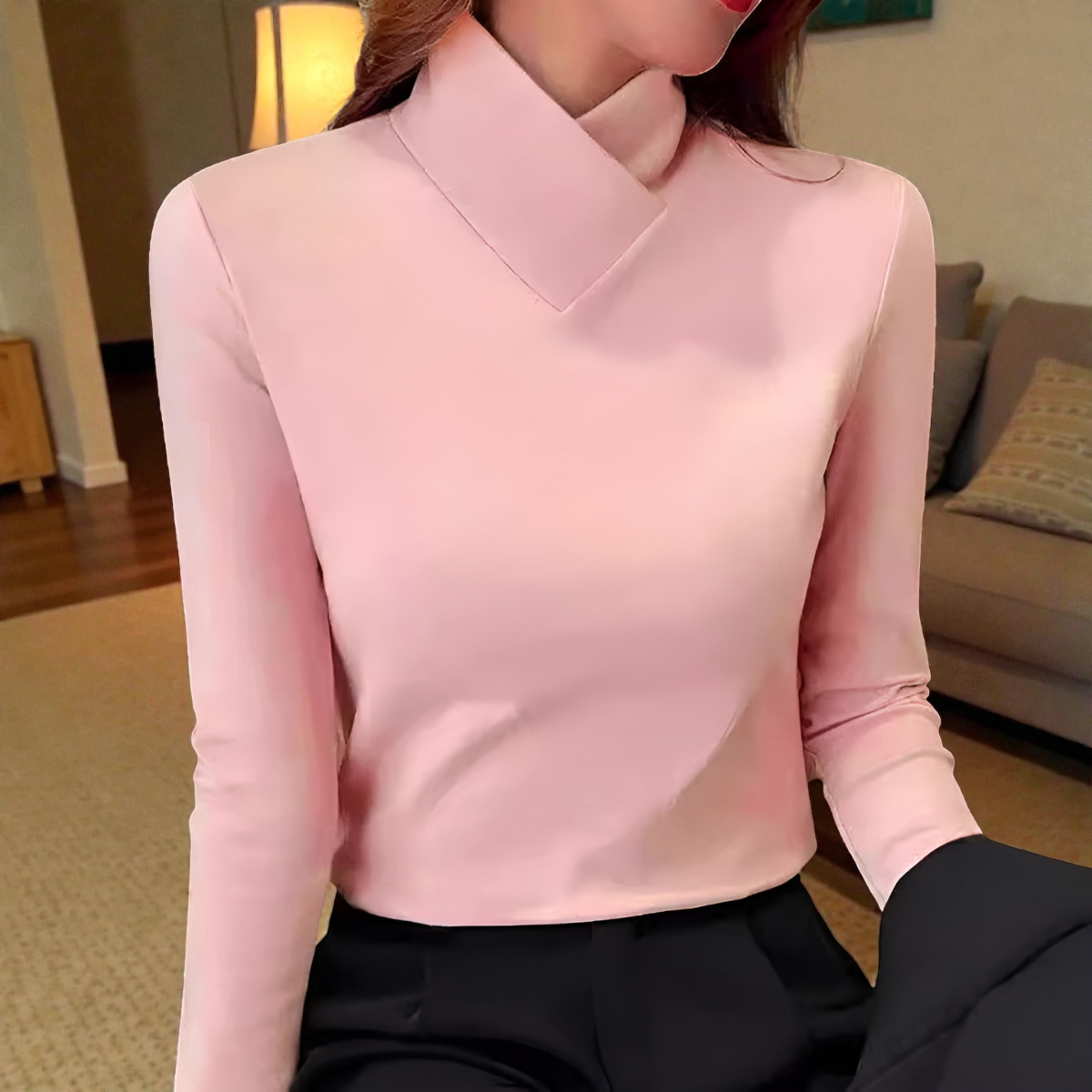 Evelyn | Elegant Turtleneck