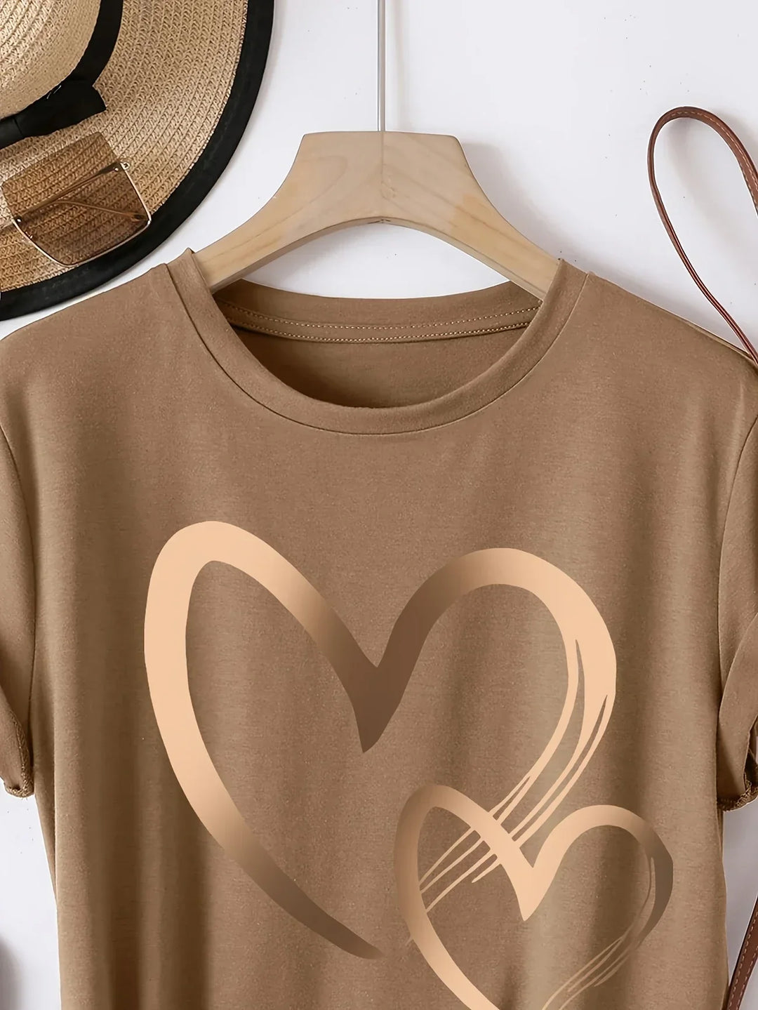 Larson | Casual T-Shirt With Heart Print