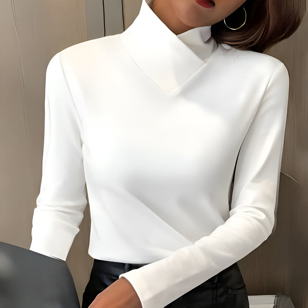 Evelyn | Elegant Turtleneck
