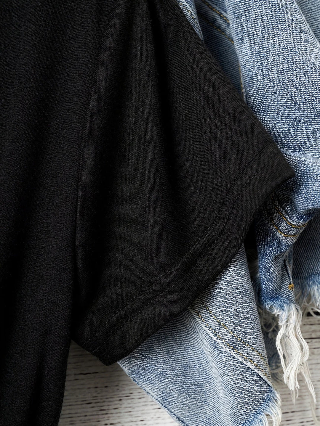 Larson | Casual T-Shirt With Heart Print